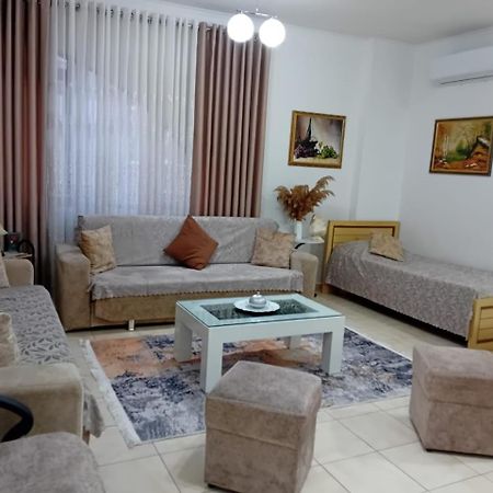 Enel Apartment City Center ซารานเดอ ภายนอก รูปภาพ
